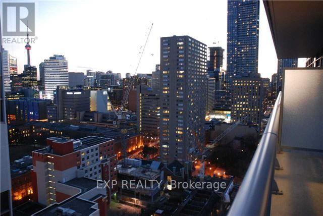2210 - 365 Church Street, Toronto, Ontario  M5B 1H6 - Photo 8 - C13807474