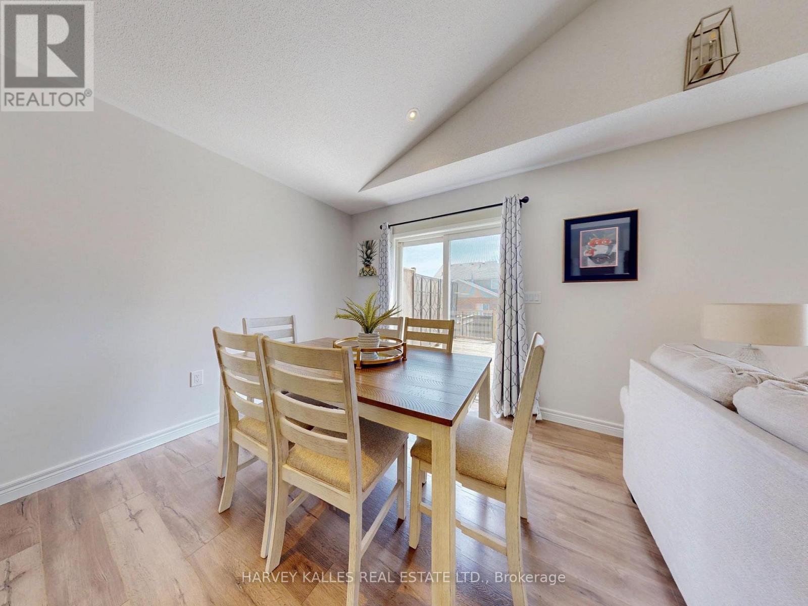 1159 Kell Street, Innisfil, Ontario  L9S 4W3 - Photo 5 - N13807448