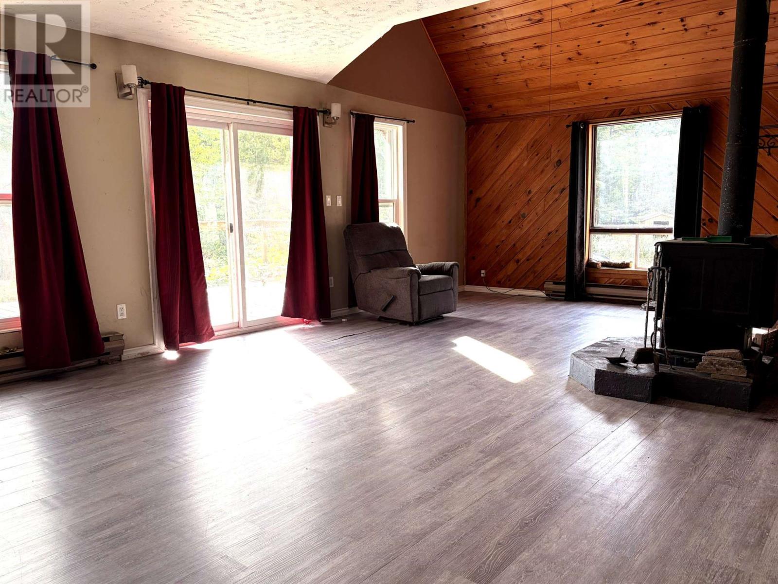 35 & 39 Green Ln, Thessalon, Ontario  P0R 1L0 - Photo 13 - SM262388