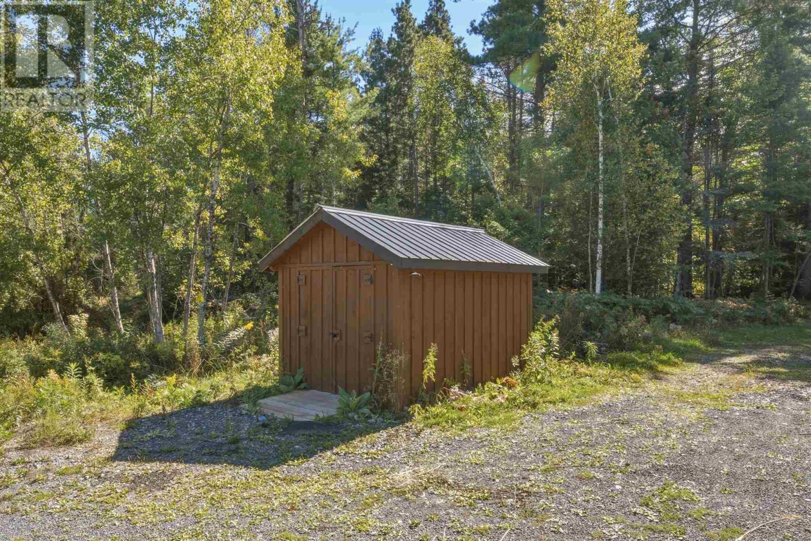 35 & 39 Green Ln, Thessalon, Ontario  P0R 1L0 - Photo 6 - SM262388
