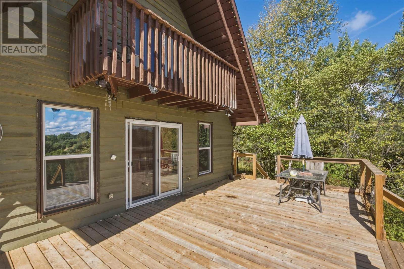 35 & 39 Green Ln, Thessalon, Ontario  P0R 1L0 - Photo 4 - SM262388