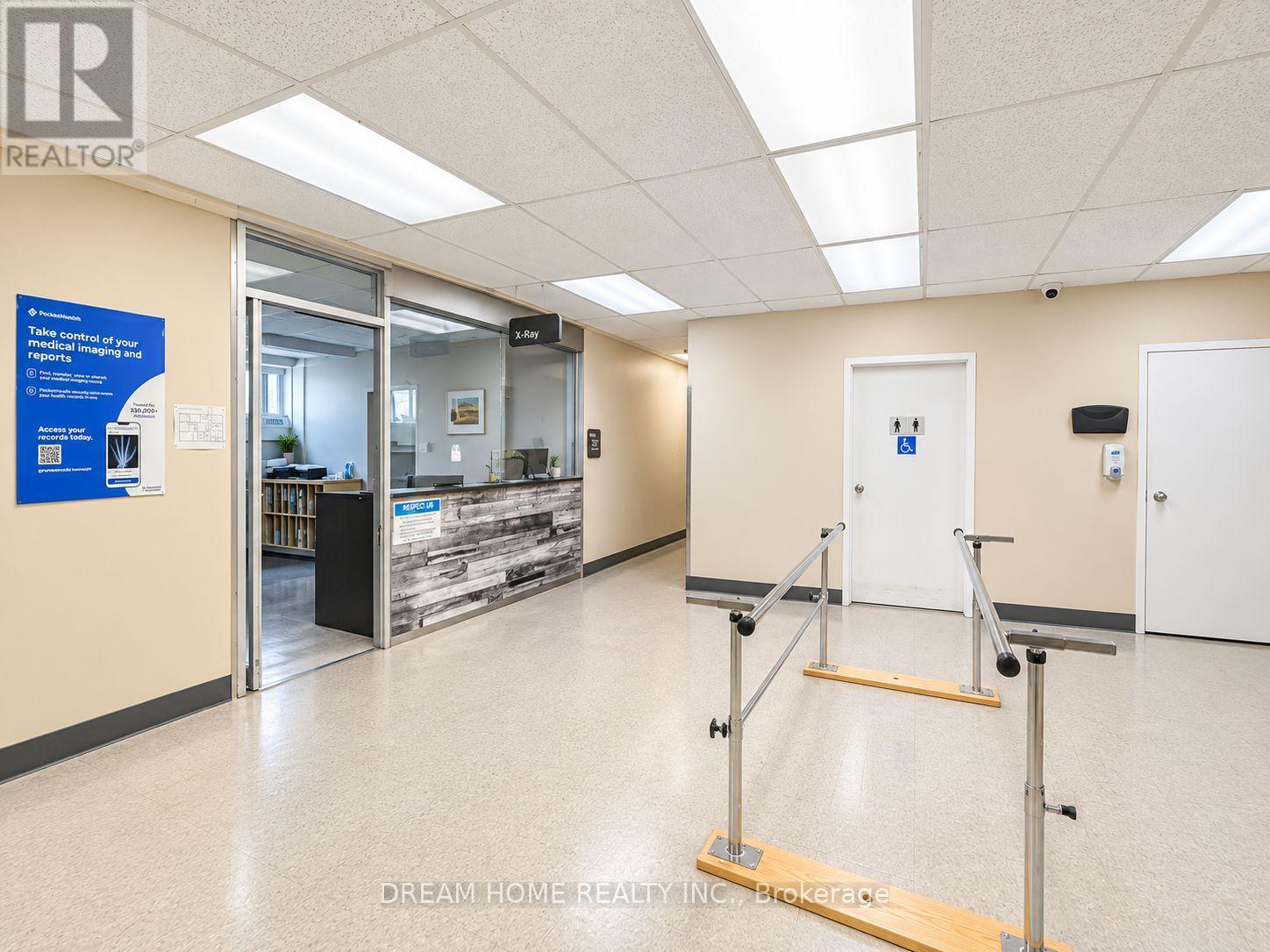 3000 Lawrence Avenue E, Toronto, Ontario  M1P 2V1 - Photo 25 - E13800450