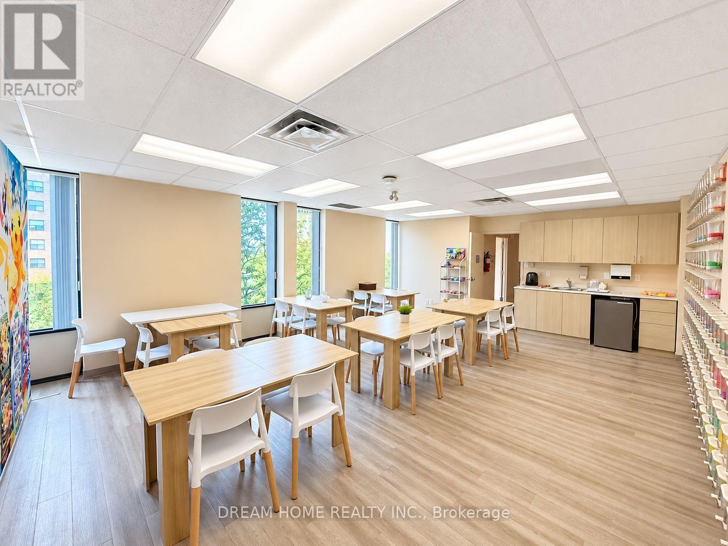 3000 Lawrence Avenue E, Toronto, Ontario  M1P 2V1 - Photo 19 - E13800450