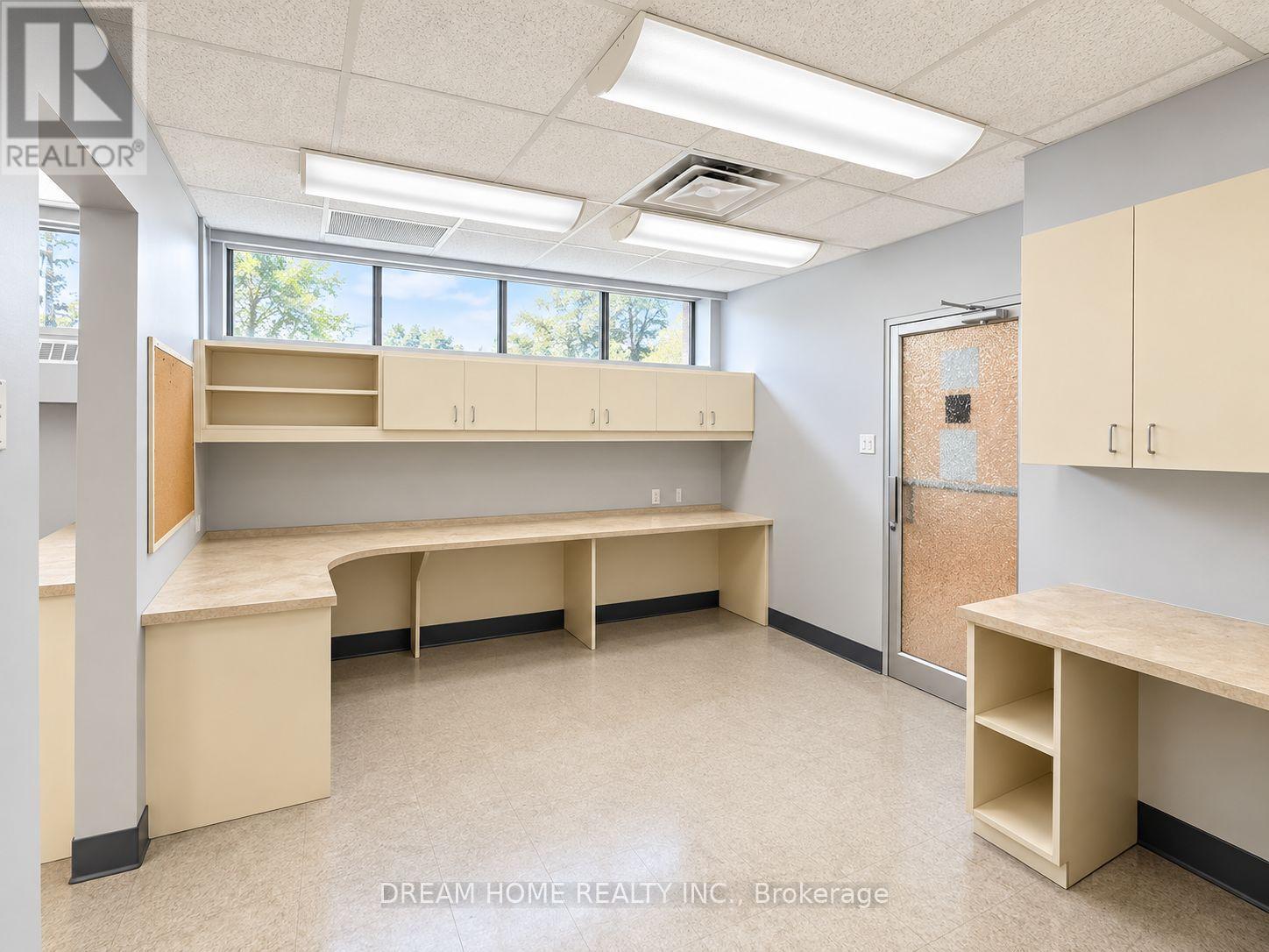 3000 Lawrence Avenue E, Toronto, Ontario  M1P 2V1 - Photo 29 - E13800450
