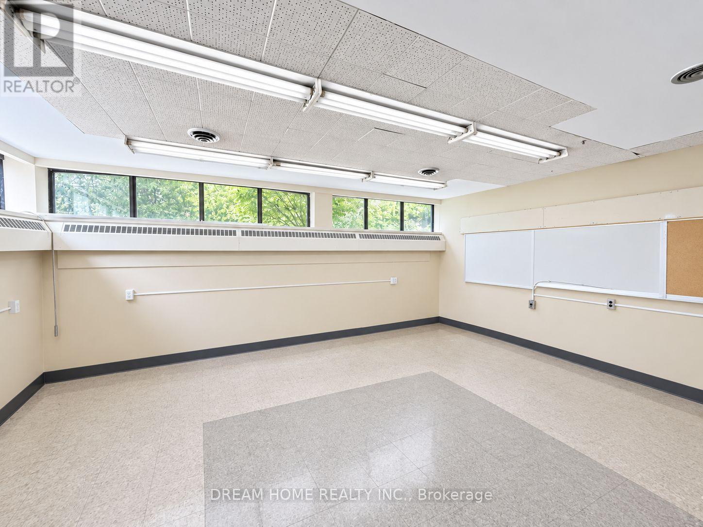3000 Lawrence Avenue E, Toronto, Ontario  M1P 2V1 - Photo 34 - E13800450
