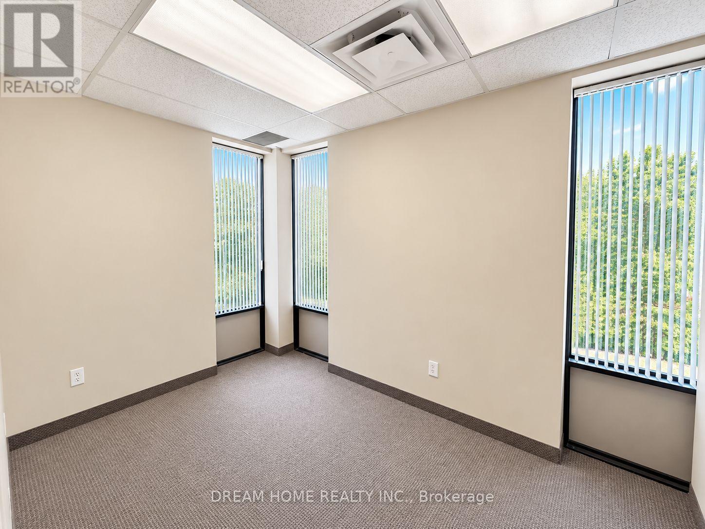 3000 Lawrence Avenue E, Toronto, Ontario  M1P 2V1 - Photo 6 - E13800450