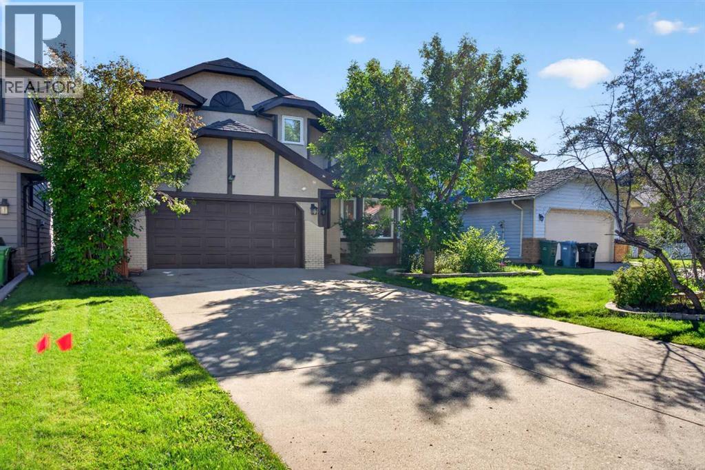 19 Edgepark Rise Nw, Calgary, Alberta  T3A 4E7 - Photo 3 - A2346182