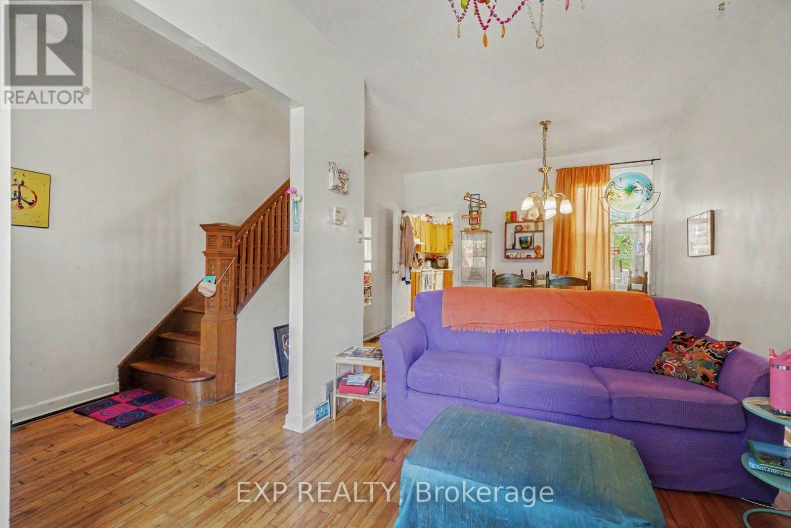 107 Hopewell Avenue, Ottawa, Ontario  K1S 2Y9 - Photo 7 - X13807492