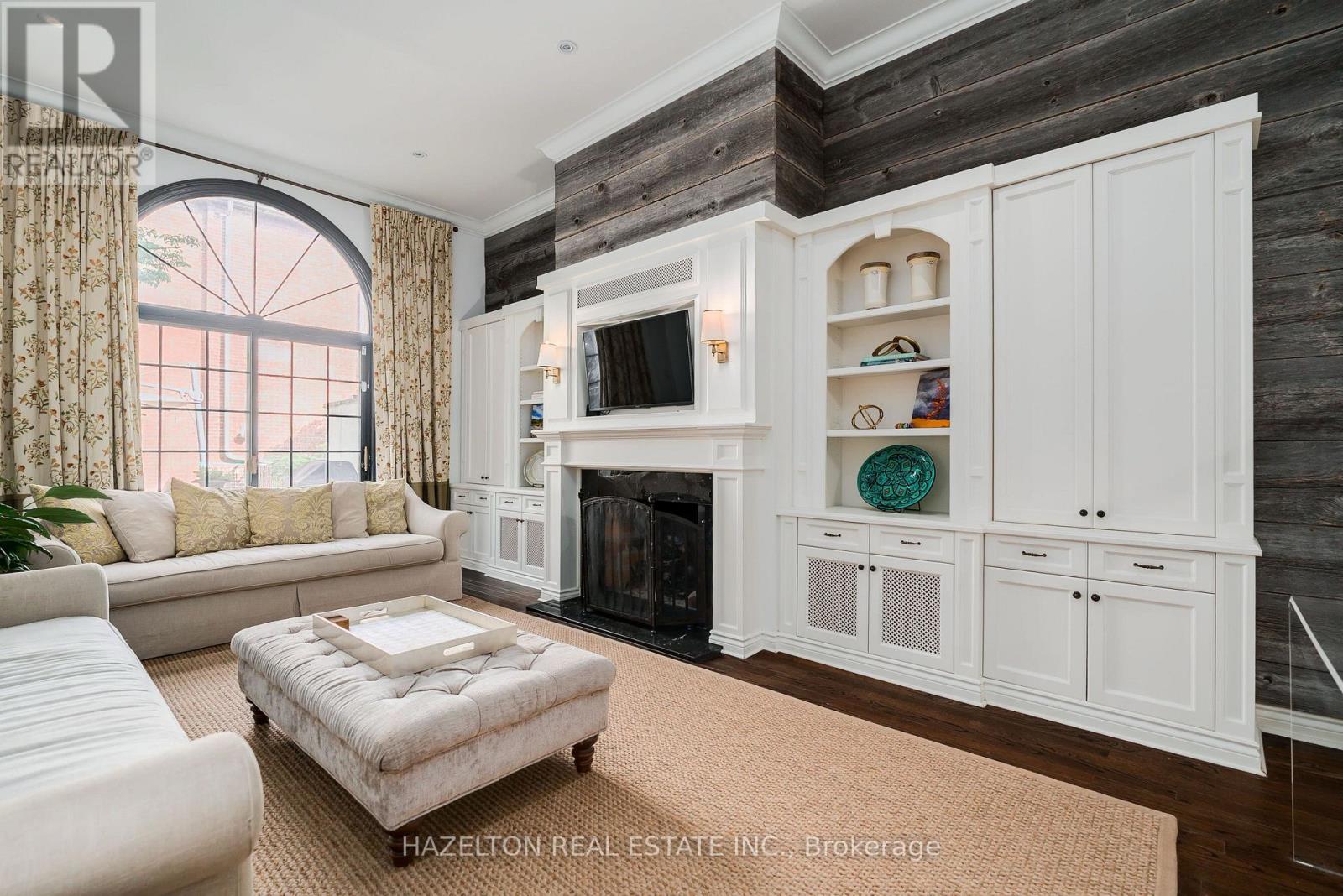 230 Glen Road, Toronto, Ontario  M4W 2X3 - Photo 14 - C13807498