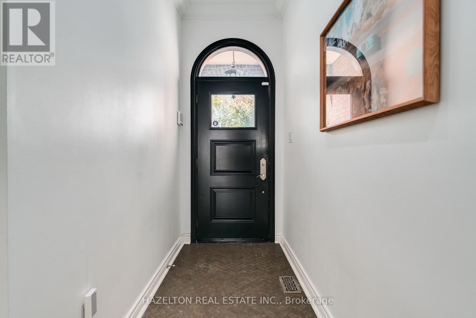 230 Glen Road, Toronto, Ontario  M4W 2X3 - Photo 4 - C13807498