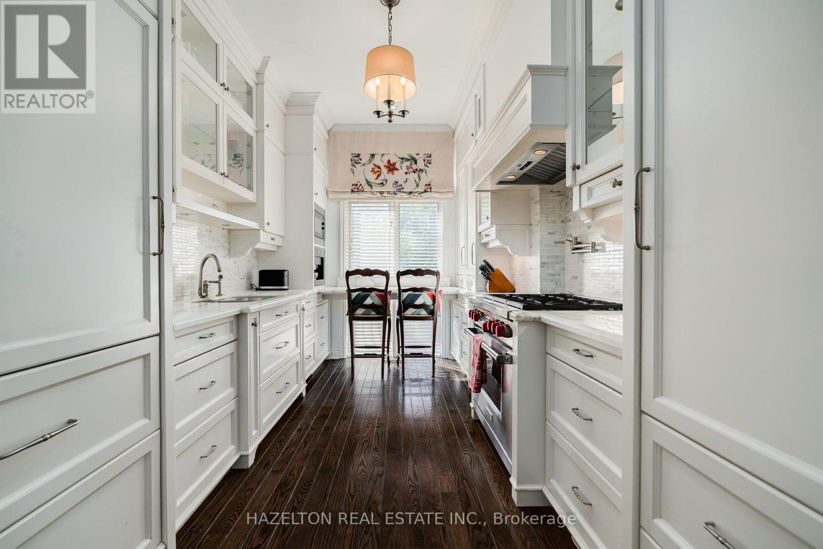 230 Glen Road, Toronto, Ontario  M4W 2X3 - Photo 5 - C13807498