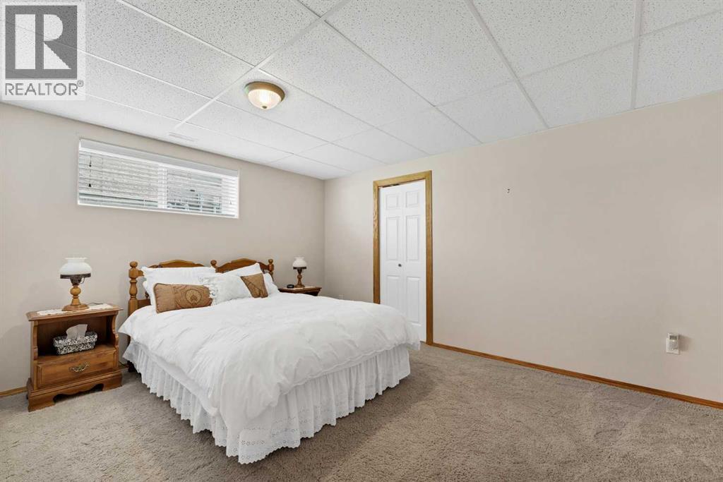 10 Sandstone Place Se, Medicine Hat, Alberta  T1B 4R8 - Photo 33 - A2344638