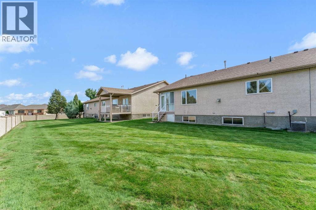 10 Sandstone Place Se, Medicine Hat, Alberta  T1B 4R8 - Photo 44 - A2344638