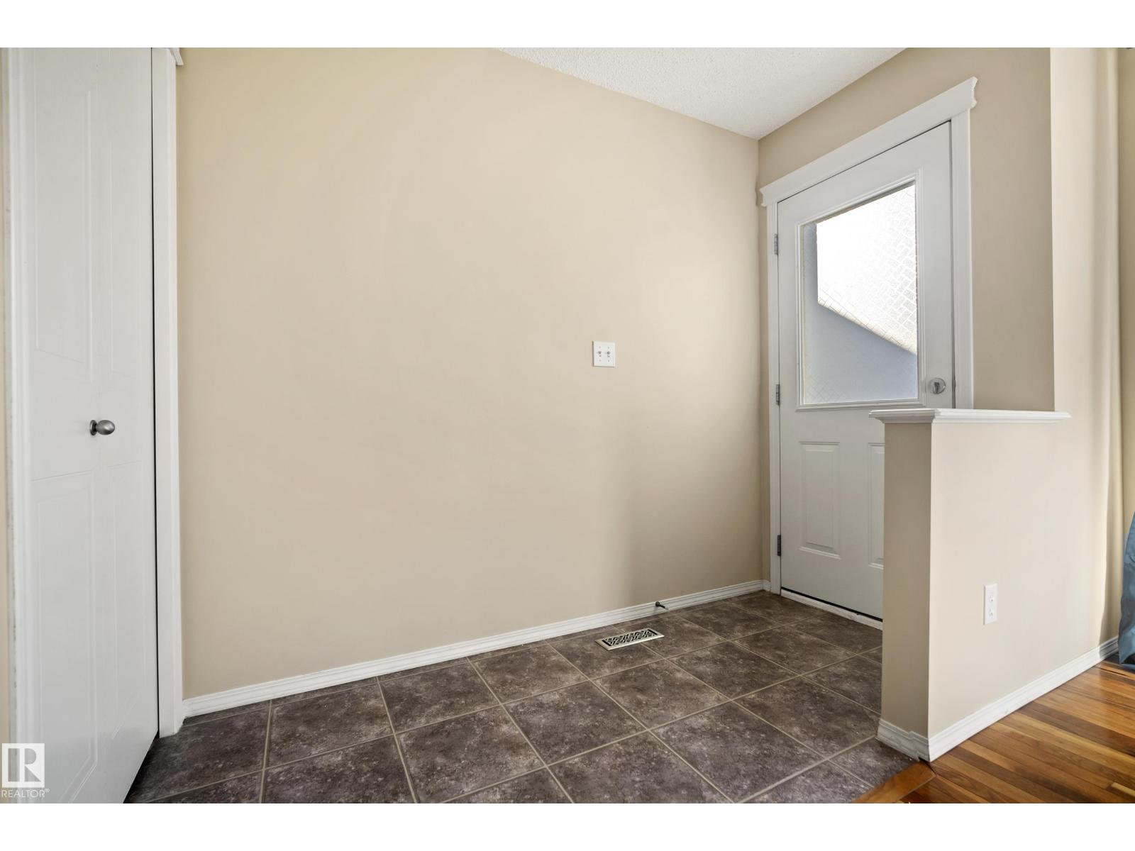 7903 12 Av Sw Sw, Edmonton, Alberta  T6X 1E6 - Photo 19 - E4509610