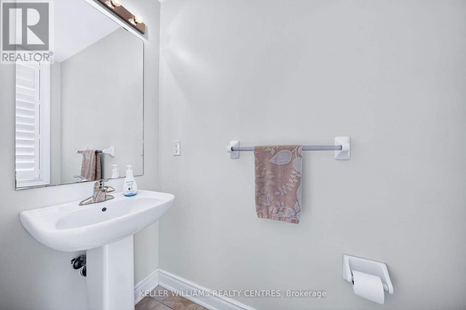 2 Creekland Avenue N, Whitchurch-Stouffville, Ontario  L4A 1T8 - Photo 8 - N13693308