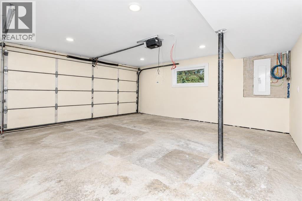 27 Gregson Crescent