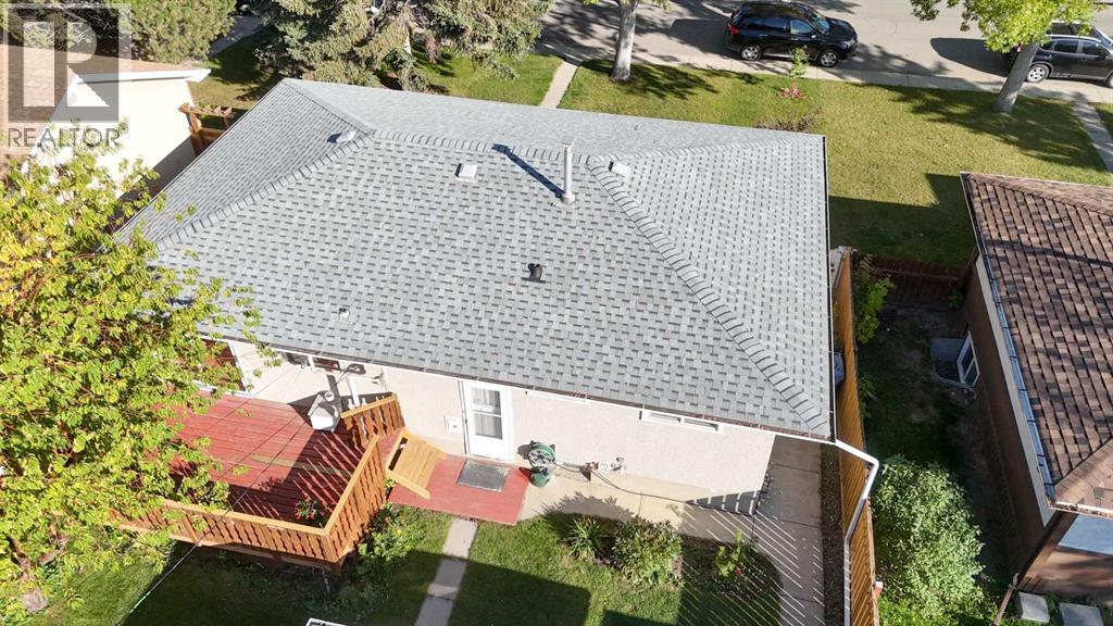 1987 Cottonwood Crescent SE