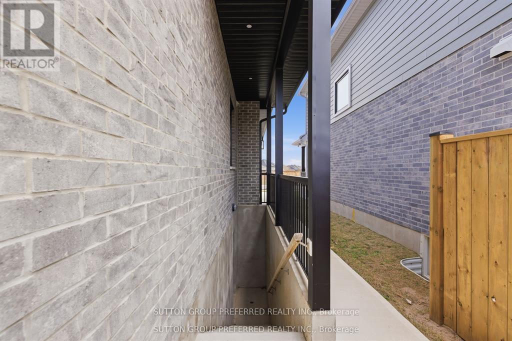 105 Harvest Lane, Thames Centre (Dorchester), Ontario  N0L 1G2 - Photo 43 - X13807550