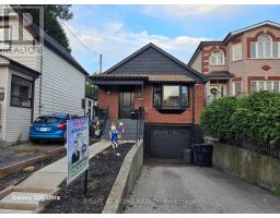 15 AUGUST AVENUE, Toronto, Ontario