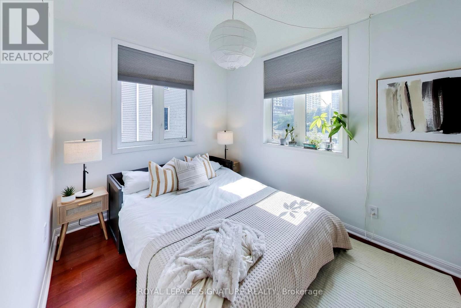 1 Crawford Street, Toronto, Ontario  M6K 3M3 - Photo 16 - C13807534