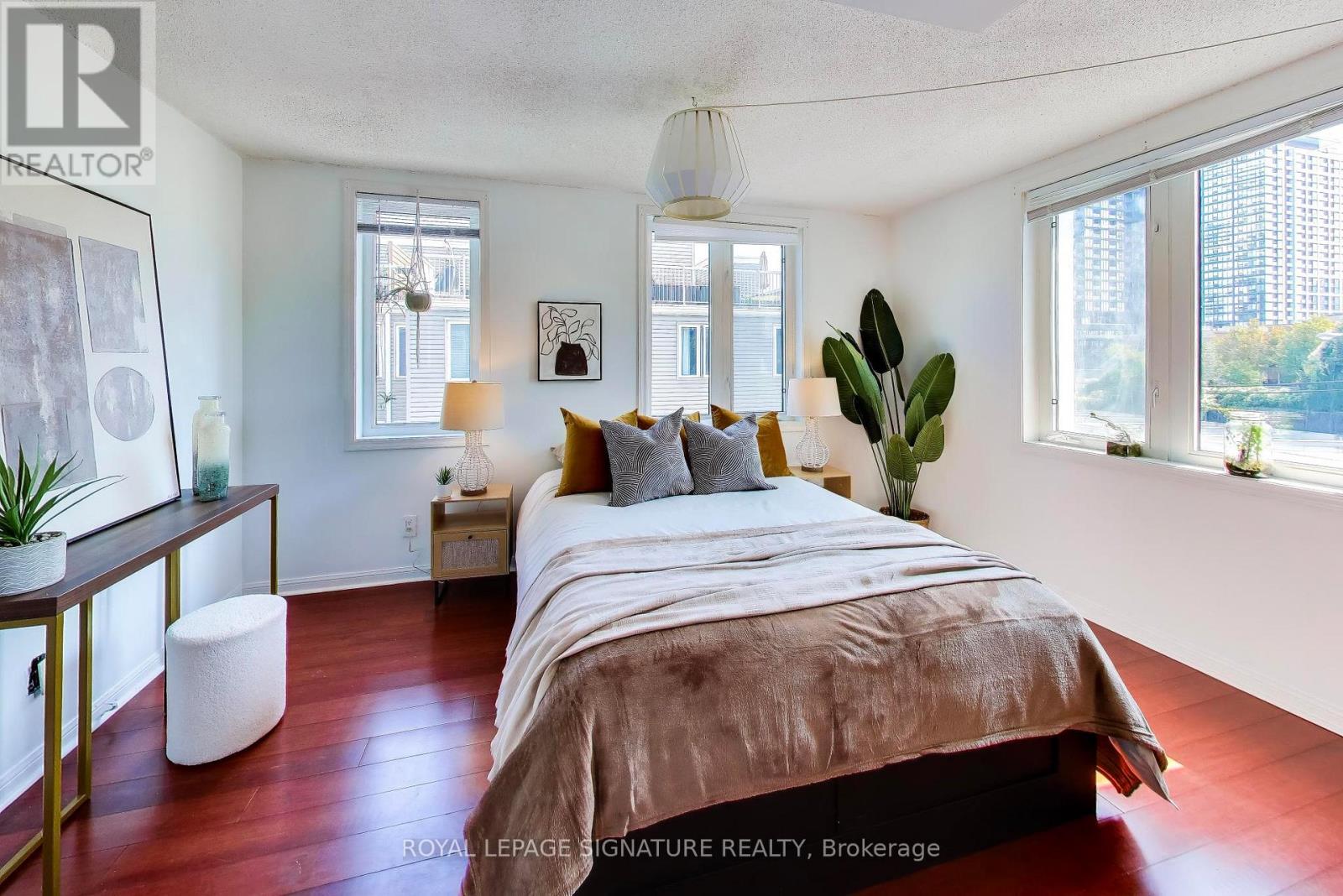 1 Crawford Street, Toronto, Ontario  M6K 3M3 - Photo 18 - C13807534