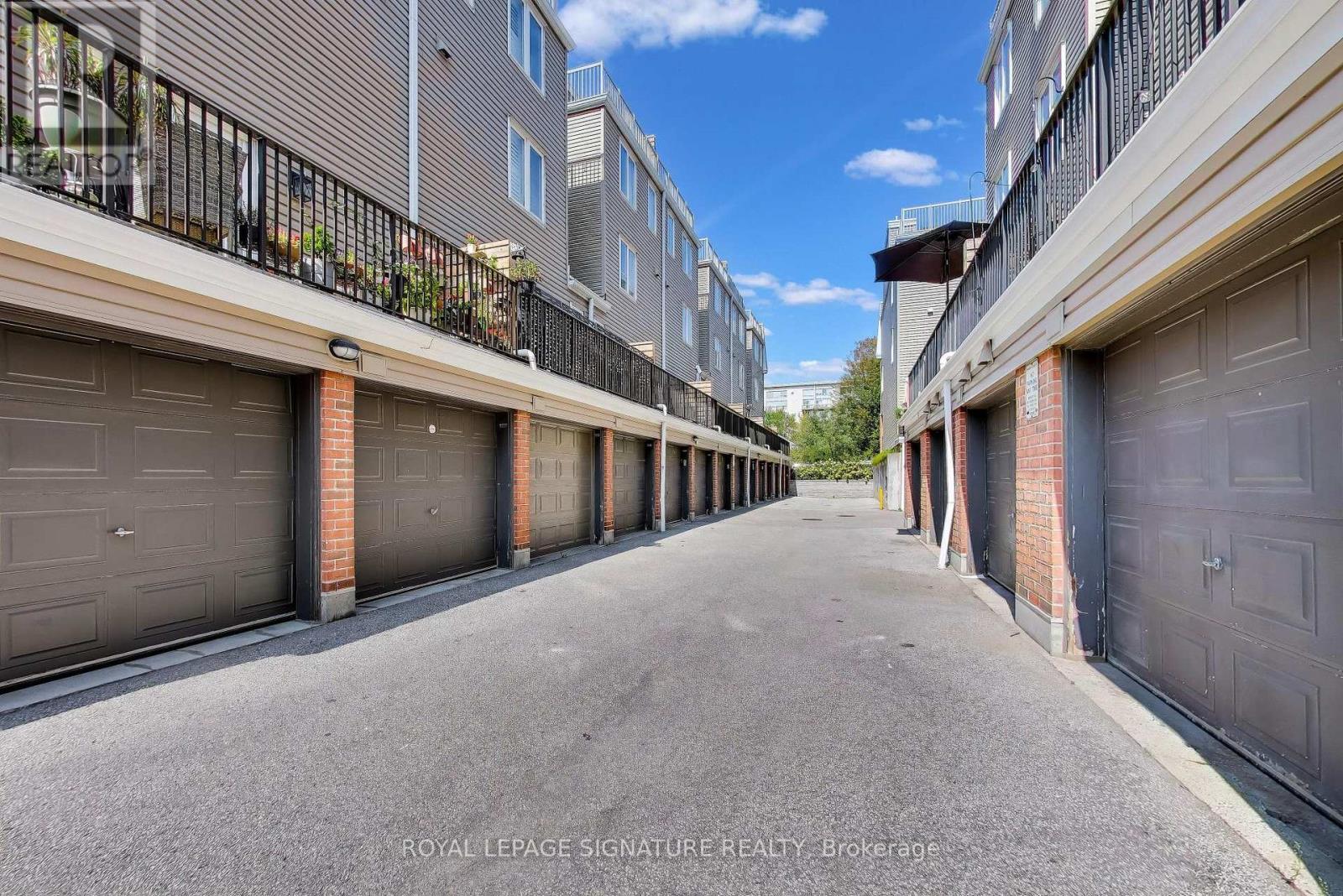 1 Crawford Street, Toronto, Ontario  M6K 3M3 - Photo 27 - C13807534