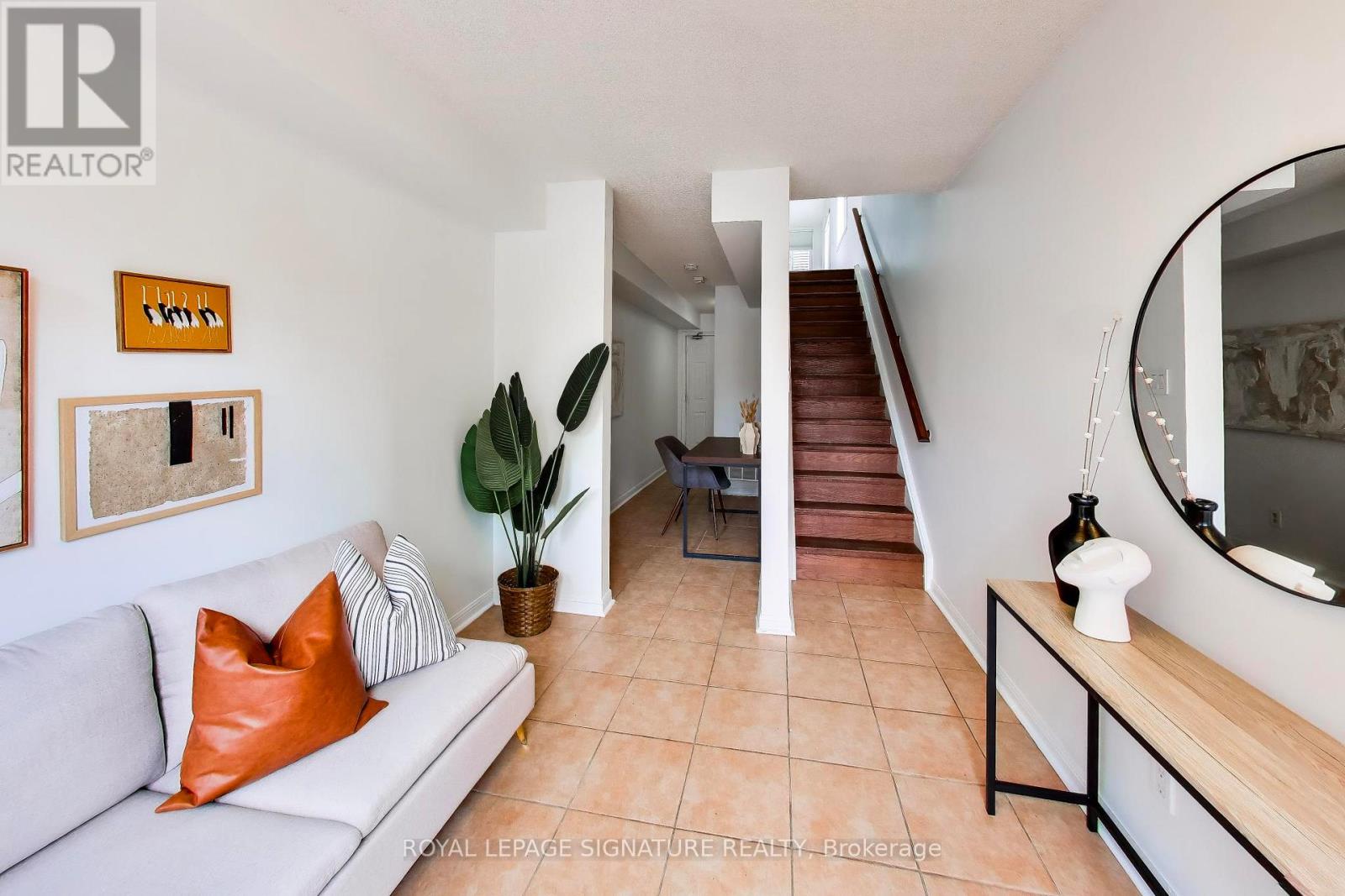 1 Crawford Street, Toronto, Ontario  M6K 3M3 - Photo 4 - C13807534