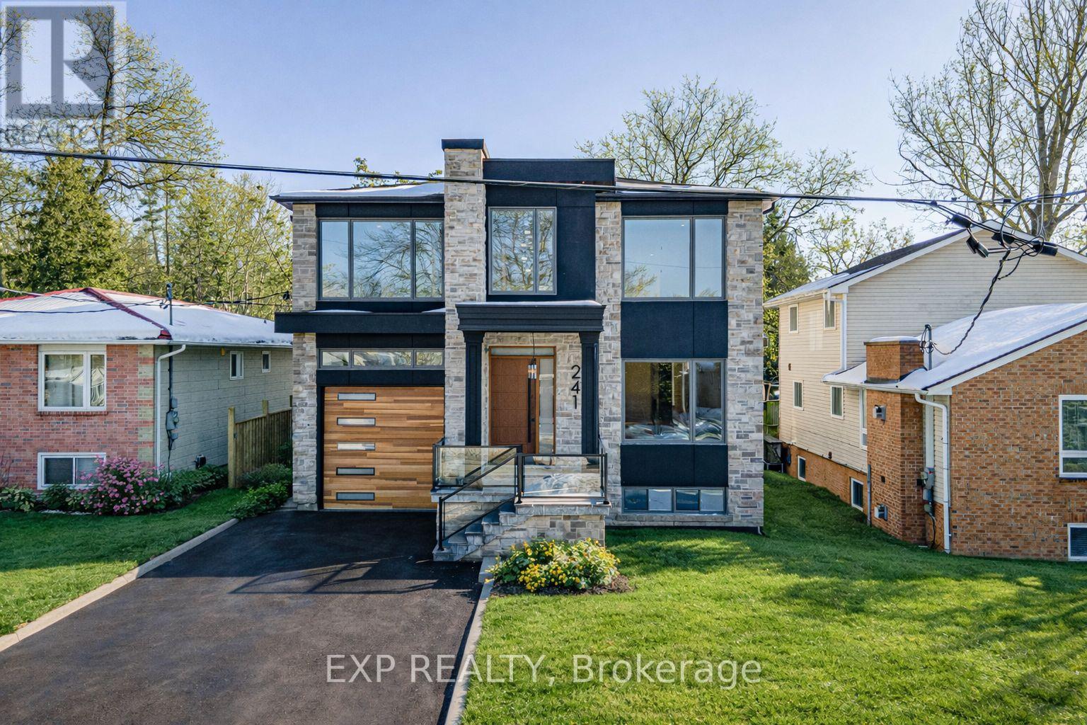 241 Parkway Avenue, Georgina, Ontario  L4P 2W1 - Photo 2 - N13807542