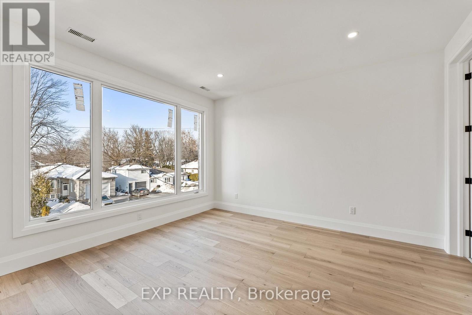 241 Parkway Avenue, Georgina, Ontario  L4P 2W1 - Photo 28 - N13807542