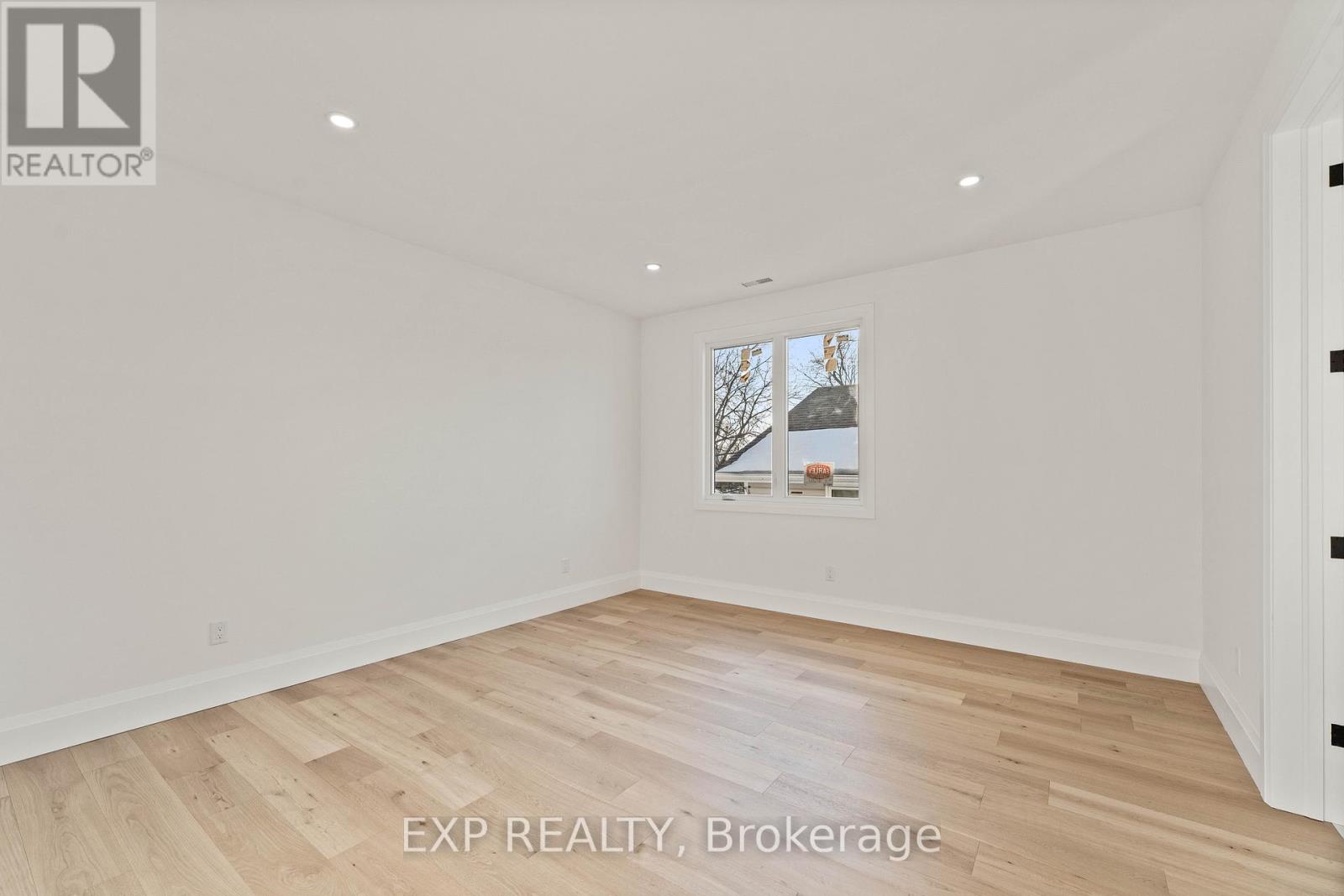 241 Parkway Avenue, Georgina, Ontario  L4P 2W1 - Photo 38 - N13807542