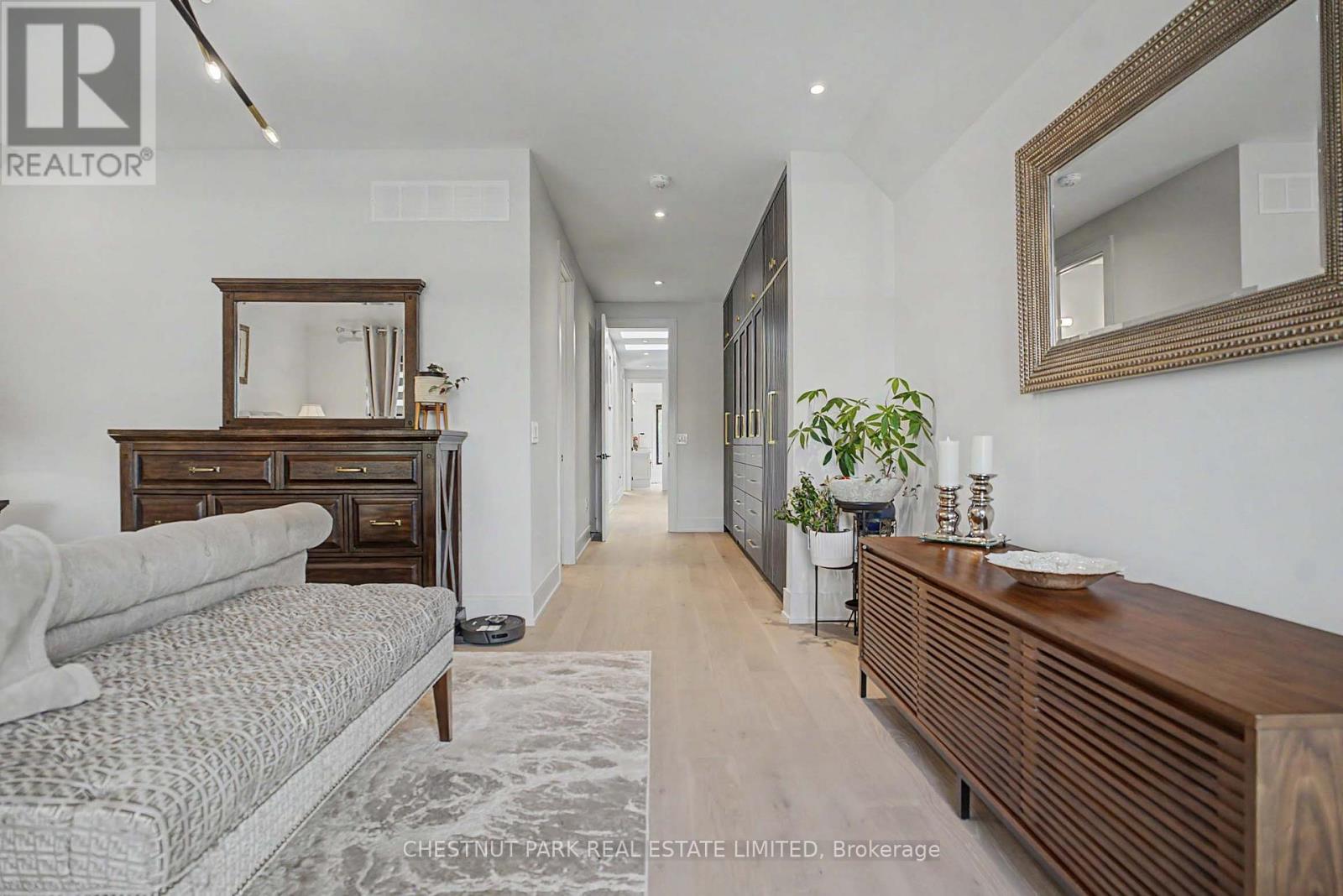 150 Sheldon Avenue, Toronto, Ontario  M8W 4L6 - Photo 26 - W13794984