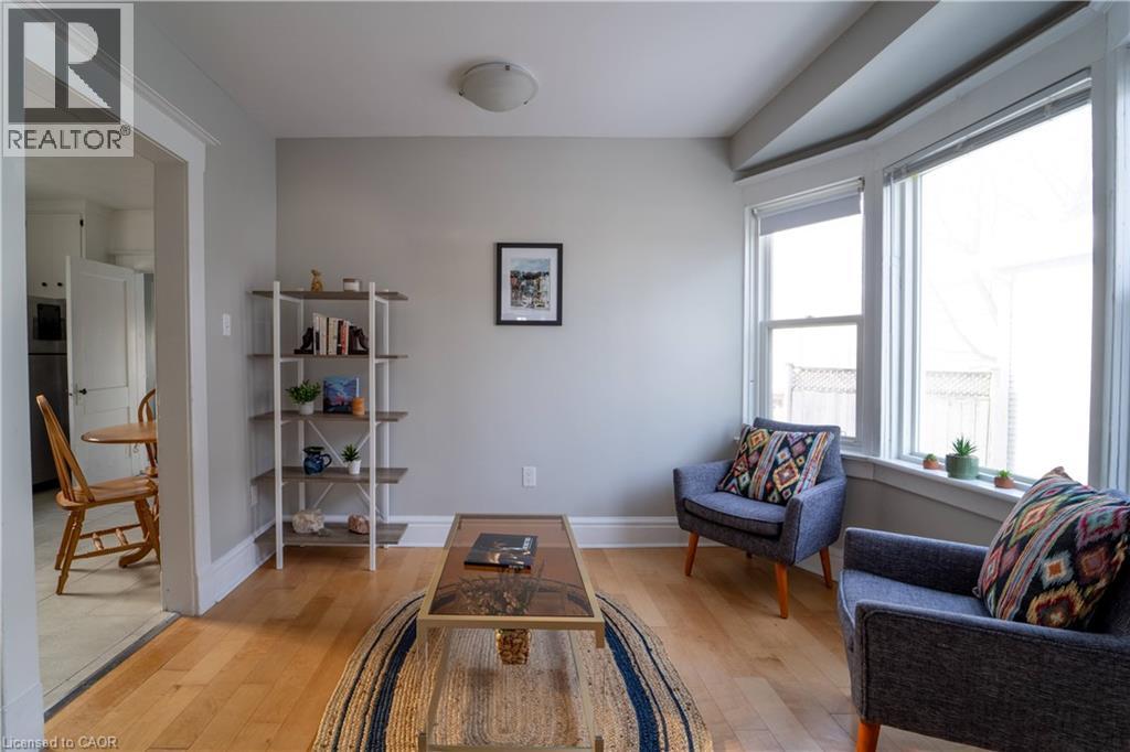 401 Courtland Avenue E Unit# Main, Kitchener, Ontario  N2G 2W3 - Photo 3 - 40863658