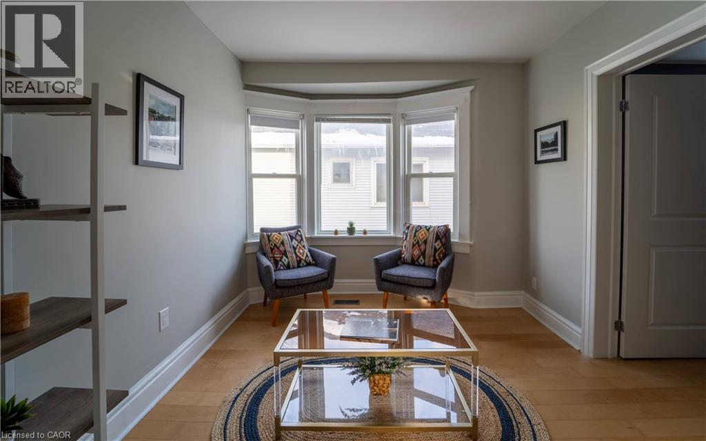 401 Courtland Avenue E Unit# Main, Kitchener, Ontario  N2G 2W3 - Photo 4 - 40863658