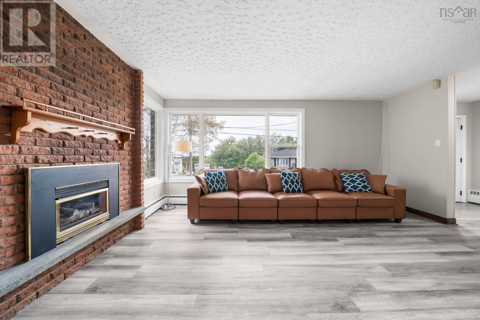 43 Lynn Drive, Dartmouth, Nova Scotia  B2Y 3V8 - Photo 4 - 202623568
