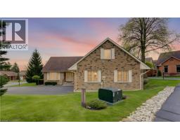 298 ROXTON Drive, Waterloo, Ontario