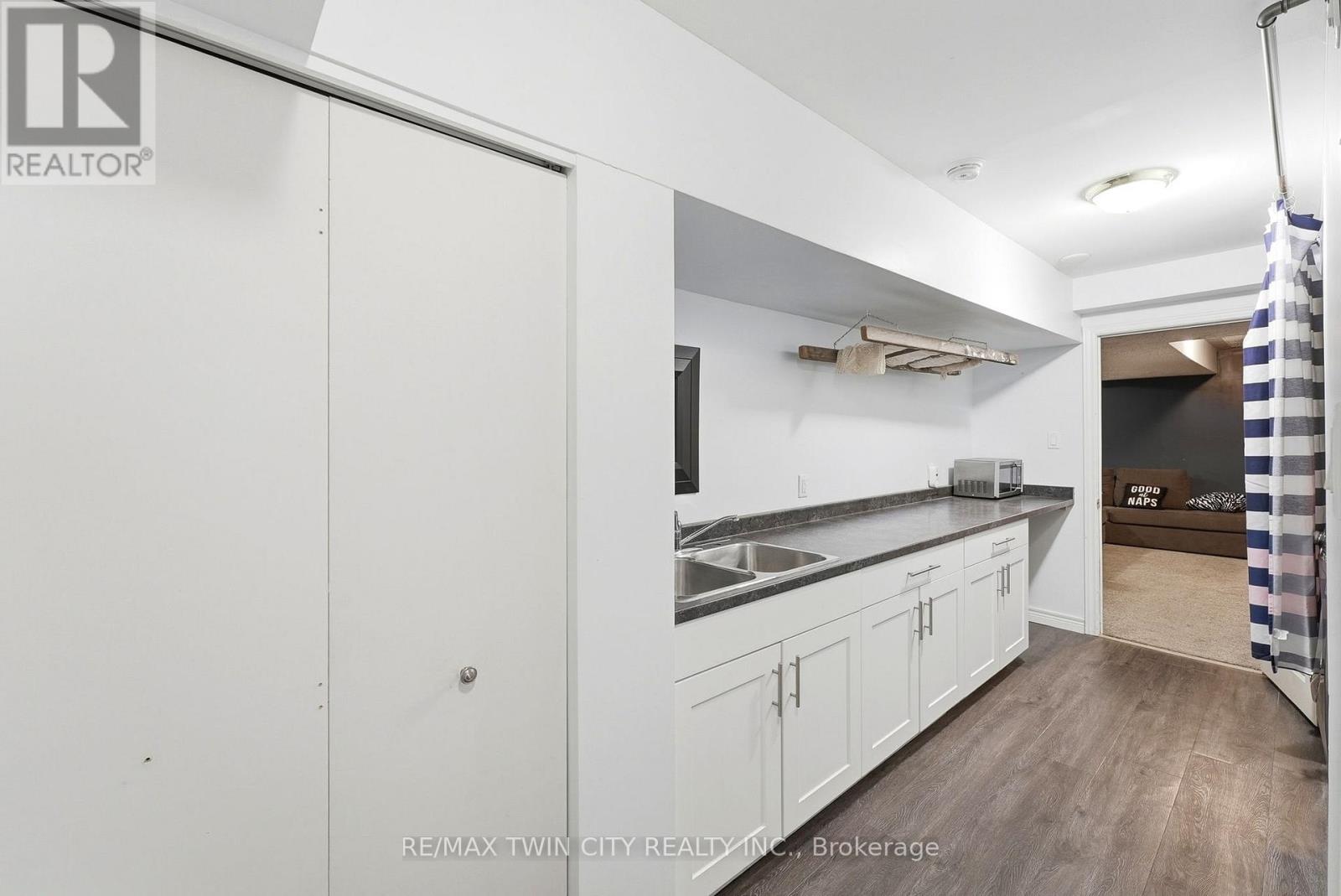 283 Fennel Street, Blandford-Blenheim, Ontario  N0J 1S0 - Photo 32 - X13807554