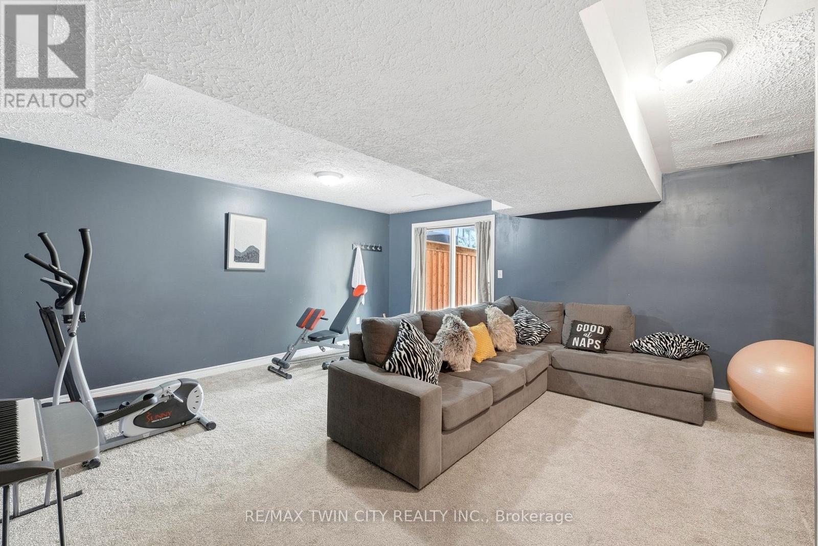 283 Fennel Street, Blandford-Blenheim, Ontario  N0J 1S0 - Photo 36 - X13807554