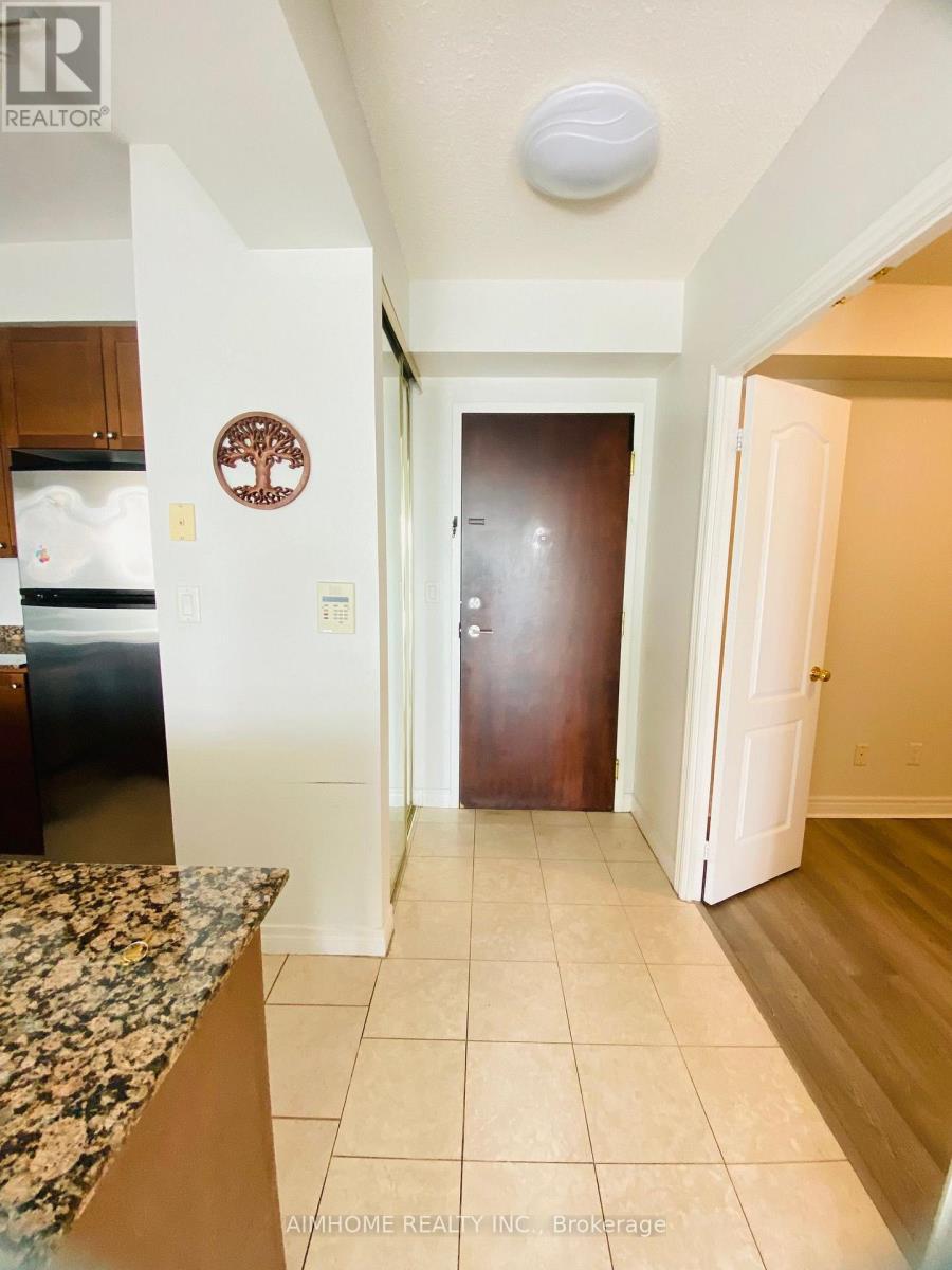 1208 - 100 Promenade Circle, Vaughan, Ontario  L4J 7W7 - Photo 17 - N13678932