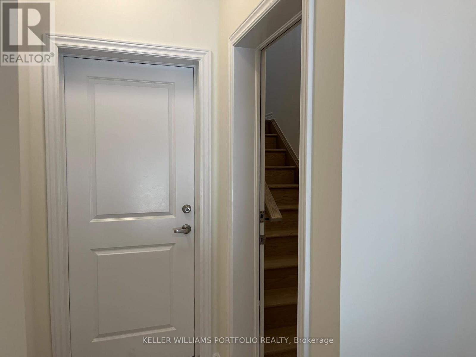 Upper - 8 Thornbird Crescent, Brampton, Ontario  L6V 3N5 - Photo 18 - W13807590