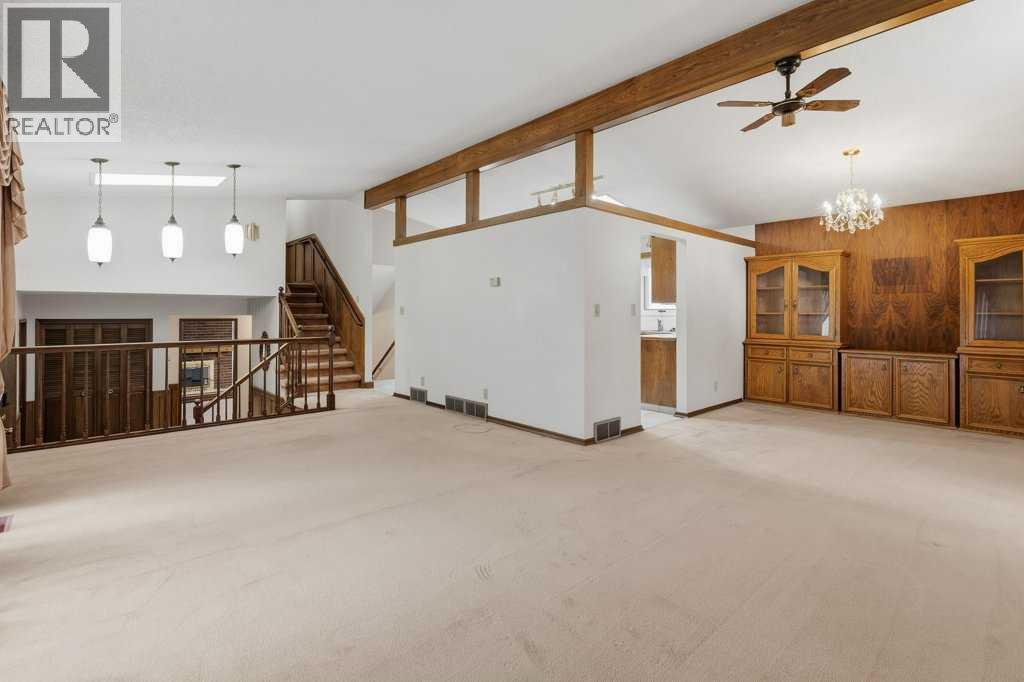 12003 Cannes Road SW, Calgary, Alberta  T2W 1N1 - Photo 13 - A2345615