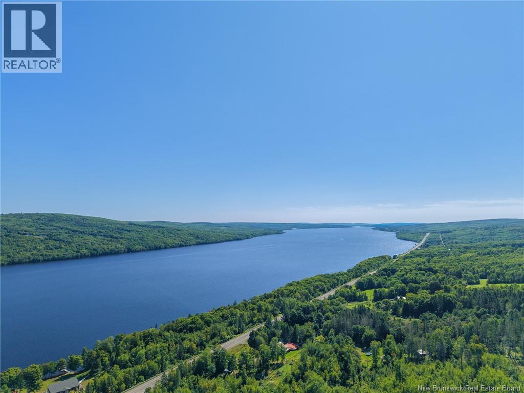 7186 Route 102 photo 13