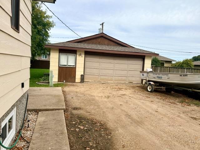 432 River Avenue E, Dauphin, Manitoba  R7N 0H8 - Photo 27 - 202623678