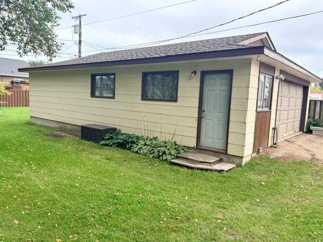 432 River Avenue E, Dauphin, Manitoba  R7N 0H8 - Photo 31 - 202623678