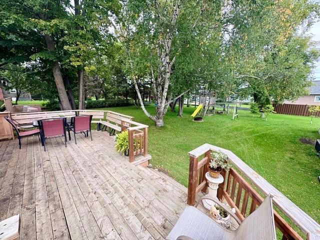 432 River Avenue E, Dauphin, Manitoba  R7N 0H8 - Photo 34 - 202623678