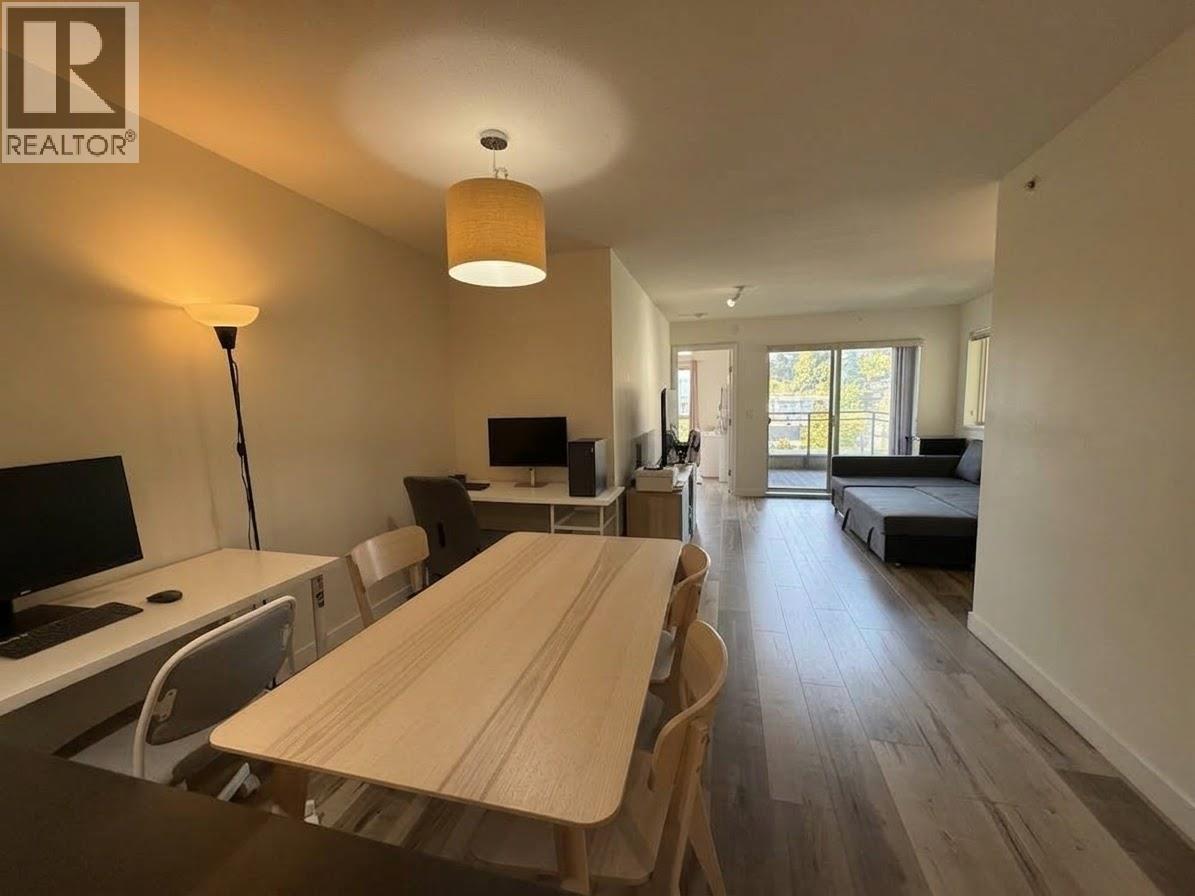 408 1633 MACKAY AVENUE, North Vancouver, British Columbia