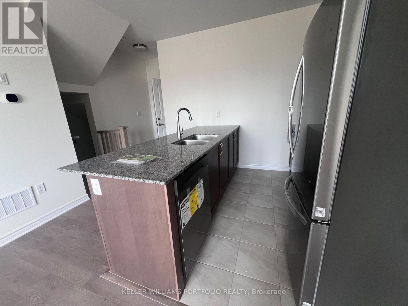 Bsmt - 8 Thornbird Crescent, Brampton, Ontario  L6V 3N5 - Photo 3 - W13807608