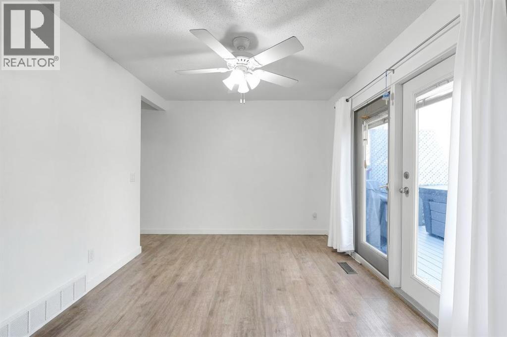 84a Cedarwood Hill SW, Calgary, Alberta  T2W 3H5 - Photo 3 - A2345041