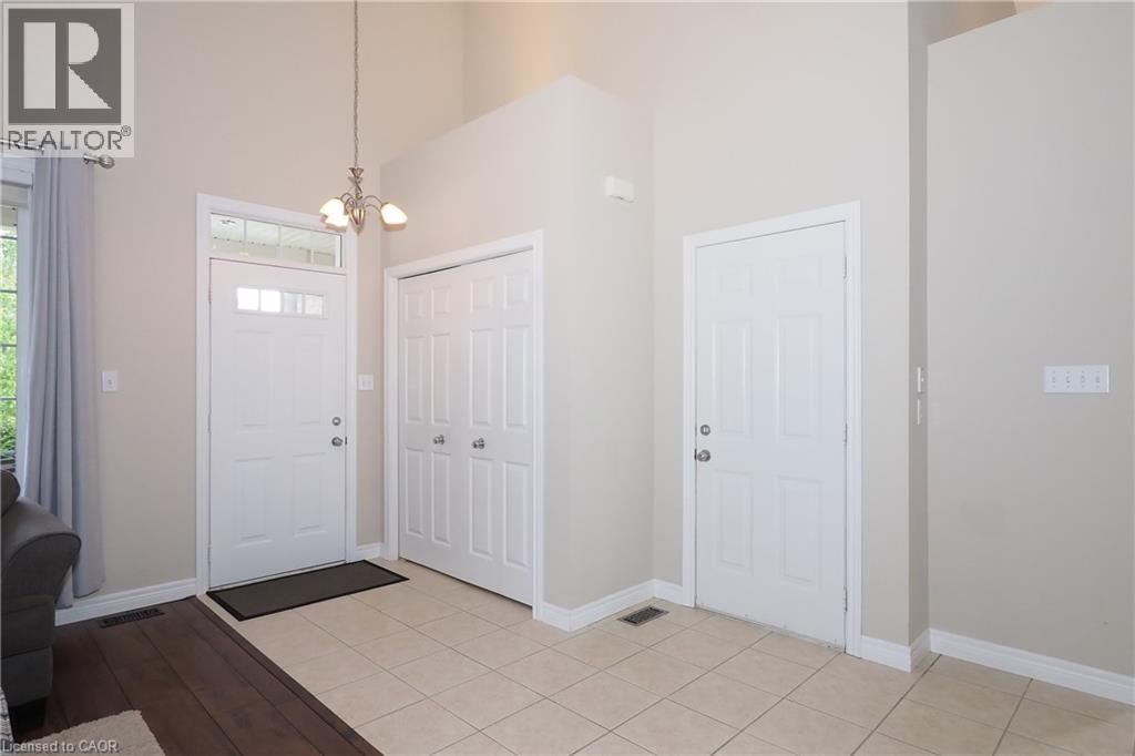 559 Springwater Drive, Waterloo, Ontario  N2V 2K6 - Photo 5 - 40859976