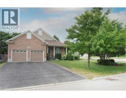 559 SPRINGWATER Drive, Waterloo, Ontario
