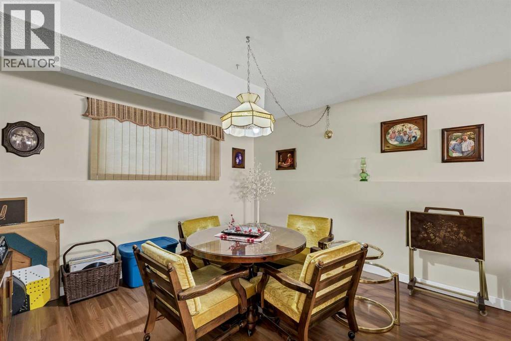2702 24 Street SE photo 32